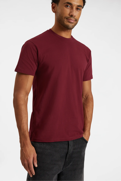 Model wearing Uneek UC301 Classic T-shirt
